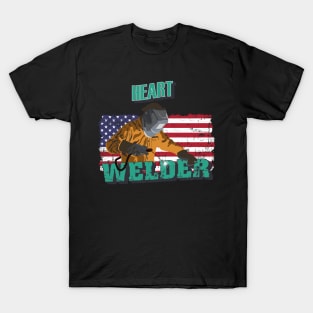 Heart welder US flag distressed welding man T-Shirt